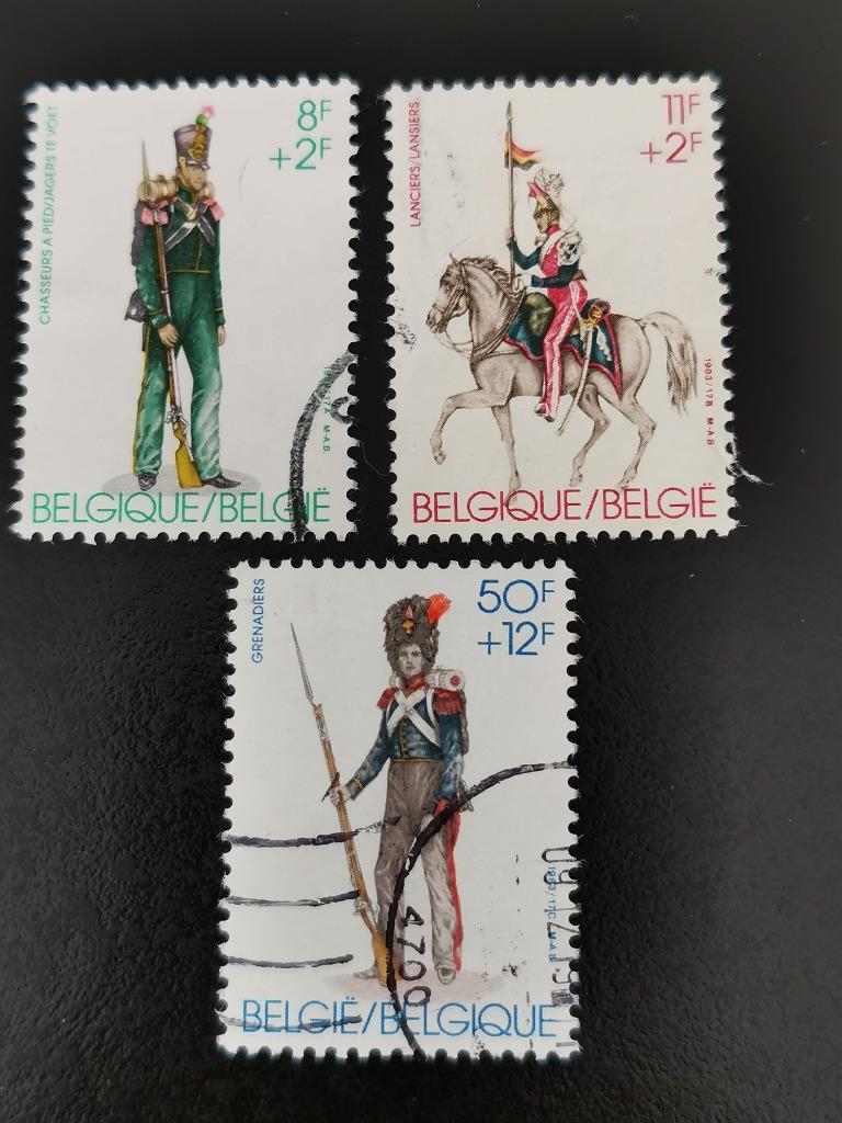 Belgique 1983 - uniformes militaires, timbres avec surcharge, Enlèvement ou Envoi, Affranchi, Oblitéré