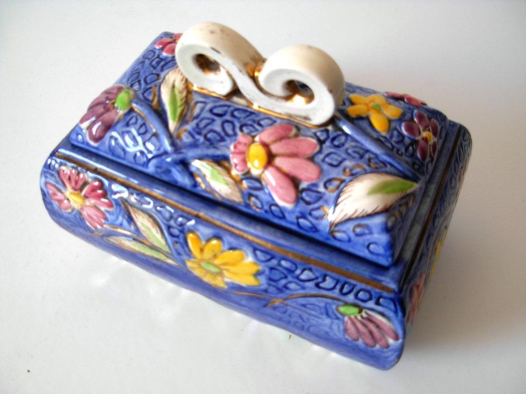 Oma's blauwe bonbonnière uit jaren '50, Ophalen of Verzenden