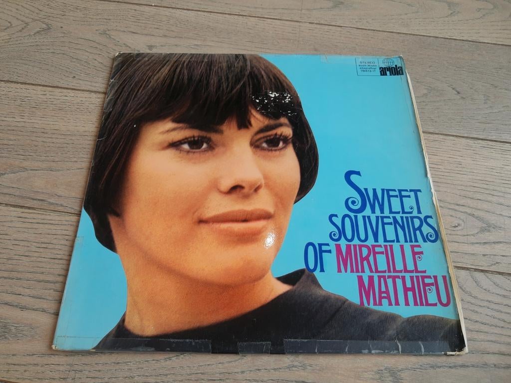 Lp : Sweet souvenirs - Mireille Mathieu, Ophalen of Verzenden, Zo goed als nieuw