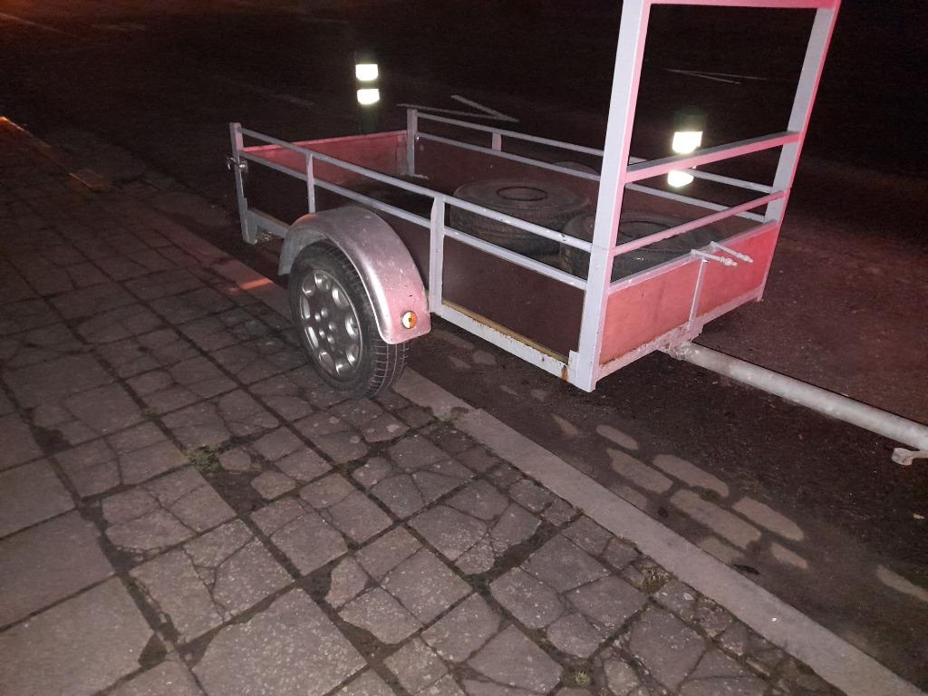 Remorque pour parc a container ou autres, Variabele uren, Vanaf 10 jaar, Overige vormen, Geschikt als bijbaan