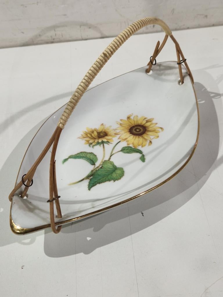 Edelstein Bavaria serveer schaal met bloemmotief genummerd, Antiek en Kunst, Ophalen of Verzenden