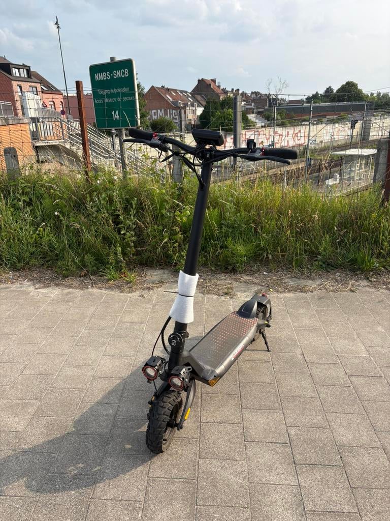 Zwheel T8 Z Cougar Elektrische Step/ Trotinette, Vélos & Vélomoteurs, Enlèvement, Comme neuf, Step électrique (E-scooter)