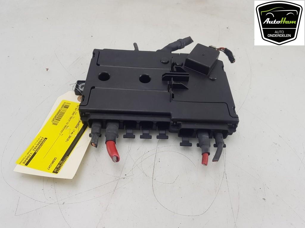 BOITIER FUSIBLES C-Klasse AMG (W205) (|A2055402850|), Autos : Pièces & Accessoires, Utilisé, Mercedes-Benz