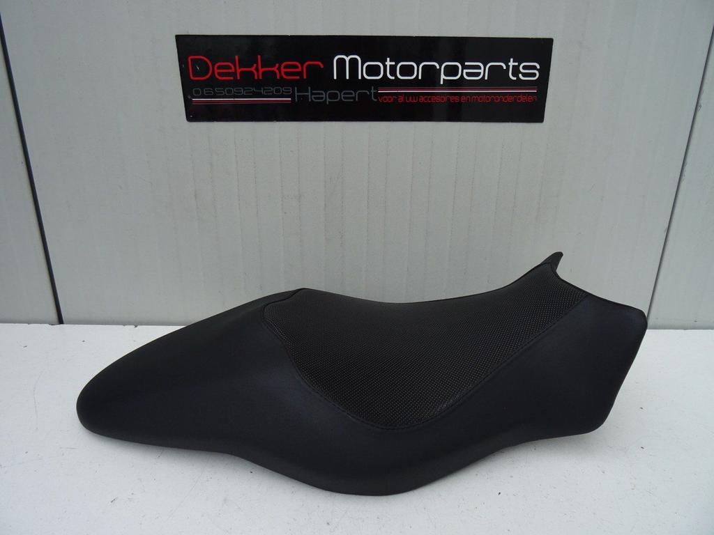 Zadel / Zit / Seat / Selle Ducati Monster 821 2018-2019-2020, Motos, Pièces | Ducati, Utilisé, Enlèvement ou Envoi