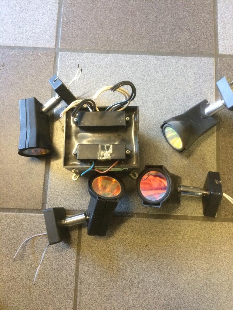 4 gekleurde spots met transfo voor mancave, sfeerverlichting, Huis en Inrichting, Ophalen, Gebruikt, Metaal of Aluminium, Led