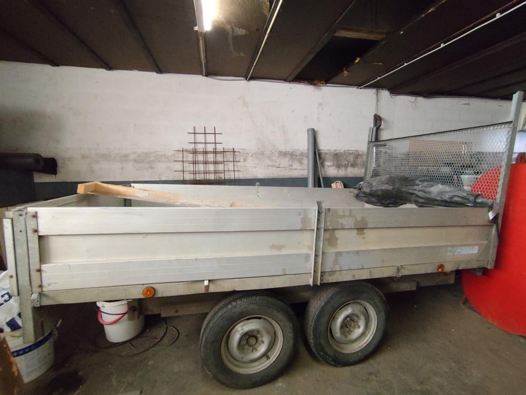 Remorque benne basculante, Enlèvement, Utilisé