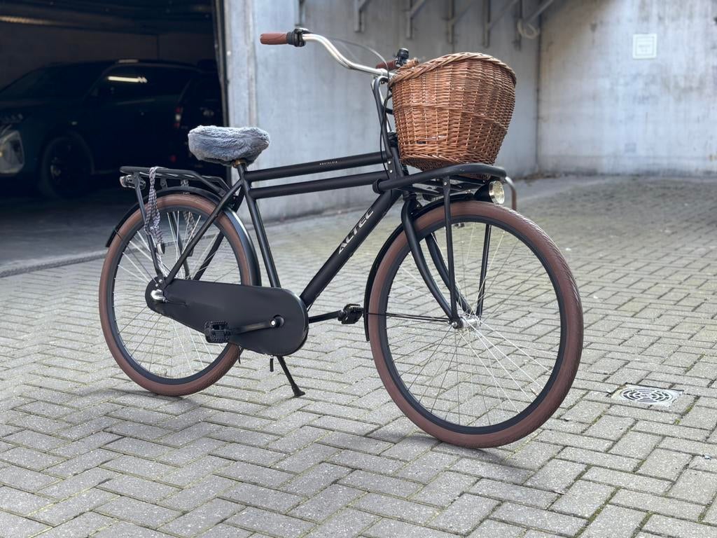 Grand vélo pour homme avec pneus de 28 pouces, Vélos & Vélomoteurs, Vélos | Hommes | Vélos pour homme, Comme neuf, Autres marques