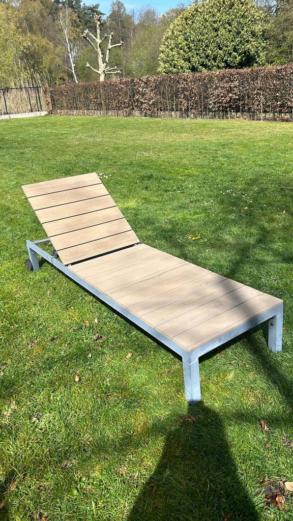 Ligstoelen (incl kussens), Tuin en Terras, Ophalen, Zo goed als nieuw, Aluminium