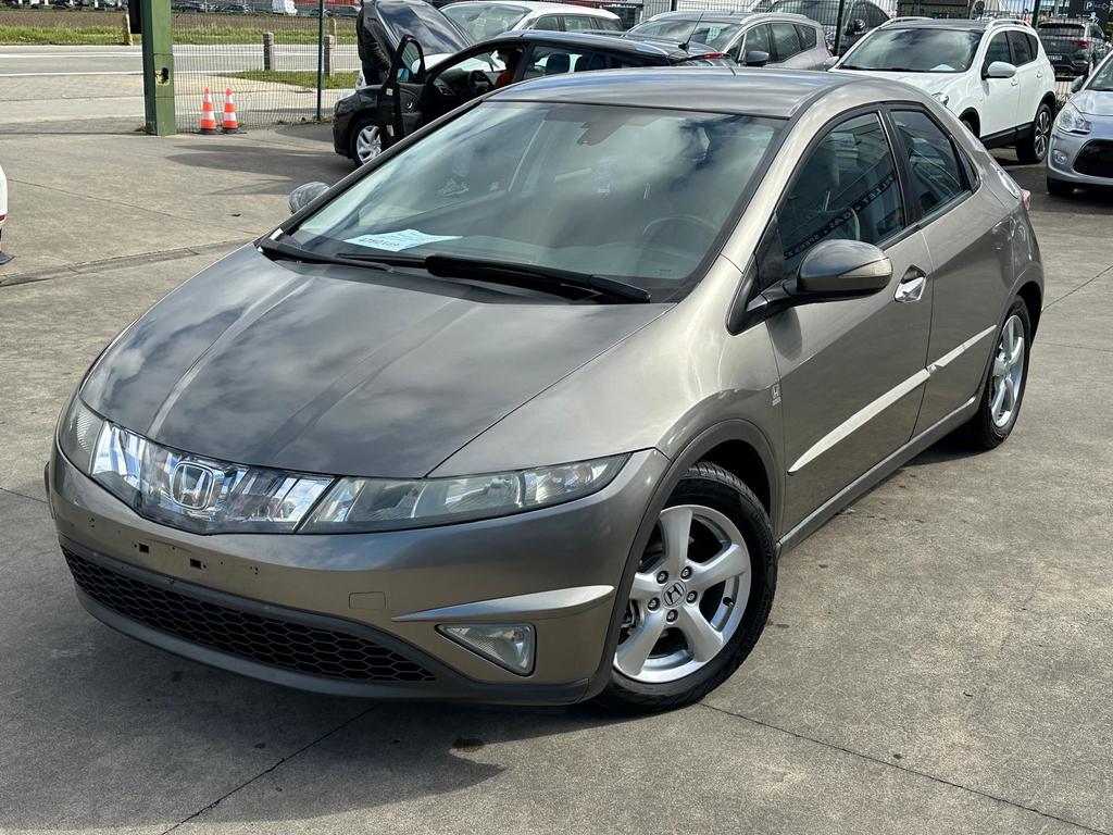 Honda Civic 1,4 L Essence en parfait état, Achat, Capteur de lumière, Entreprise, Euro 4