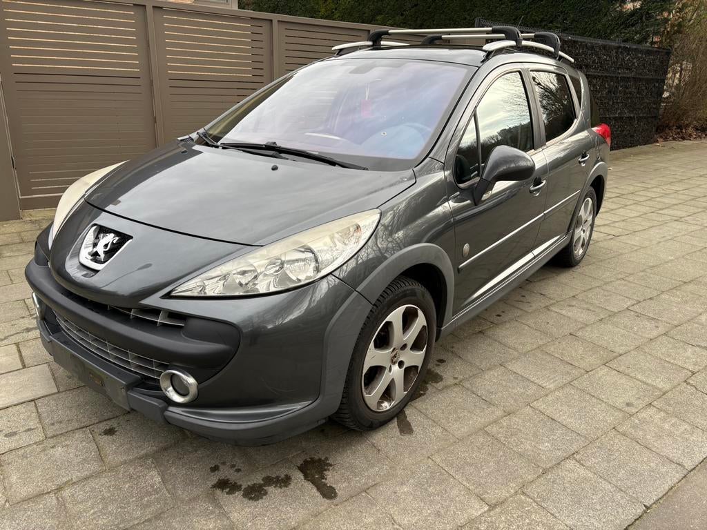Peugeot 207 1.6 HDI édition Outdoor toti Panoramique, Argent ou Gris, Achat, Entreprise, 5 portes