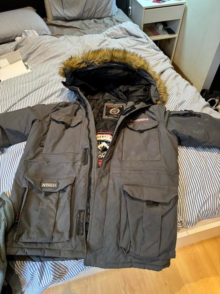 Parka capuche fourrure, Enlèvement ou Envoi, Comme neuf, Taille 52/54 (L), Autres couleurs