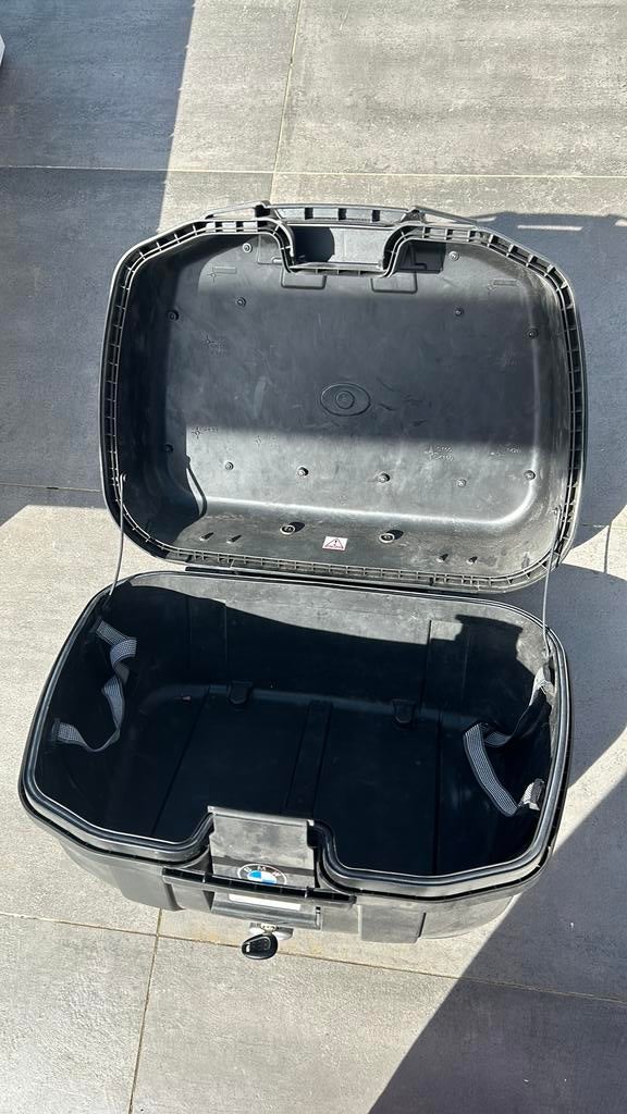 Topkoffer, Motoren, Ophalen, Zo goed als nieuw