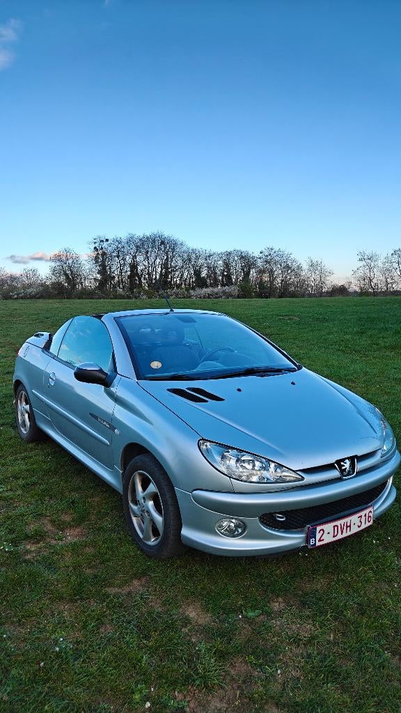 Peugeot 206cc 1.6 16v Quicksilver 2004, Achat, Cabriolet, Boîte manuelle, Entretenue par le concessionnaire