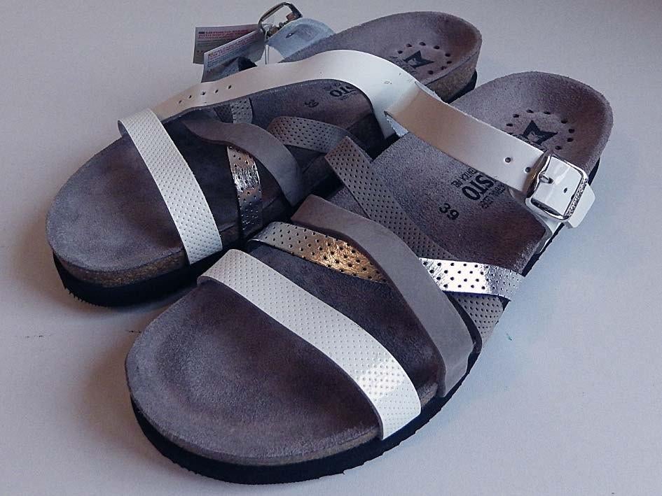 Open Damesslippers: M 39., Kleding | Dames, Wit, Nieuw, Ophalen, Slippers