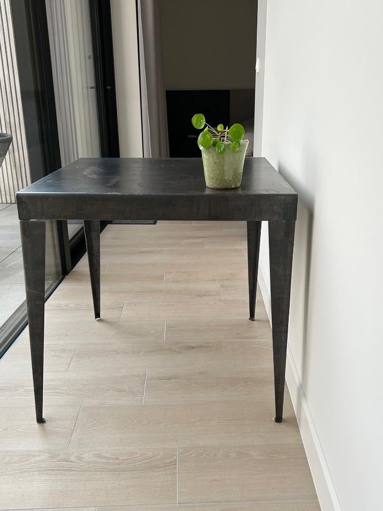 uniek plaatstalen tafeltje, Huis en Inrichting, Ophalen, Gebruikt, Metaal of Aluminium, Vierkant