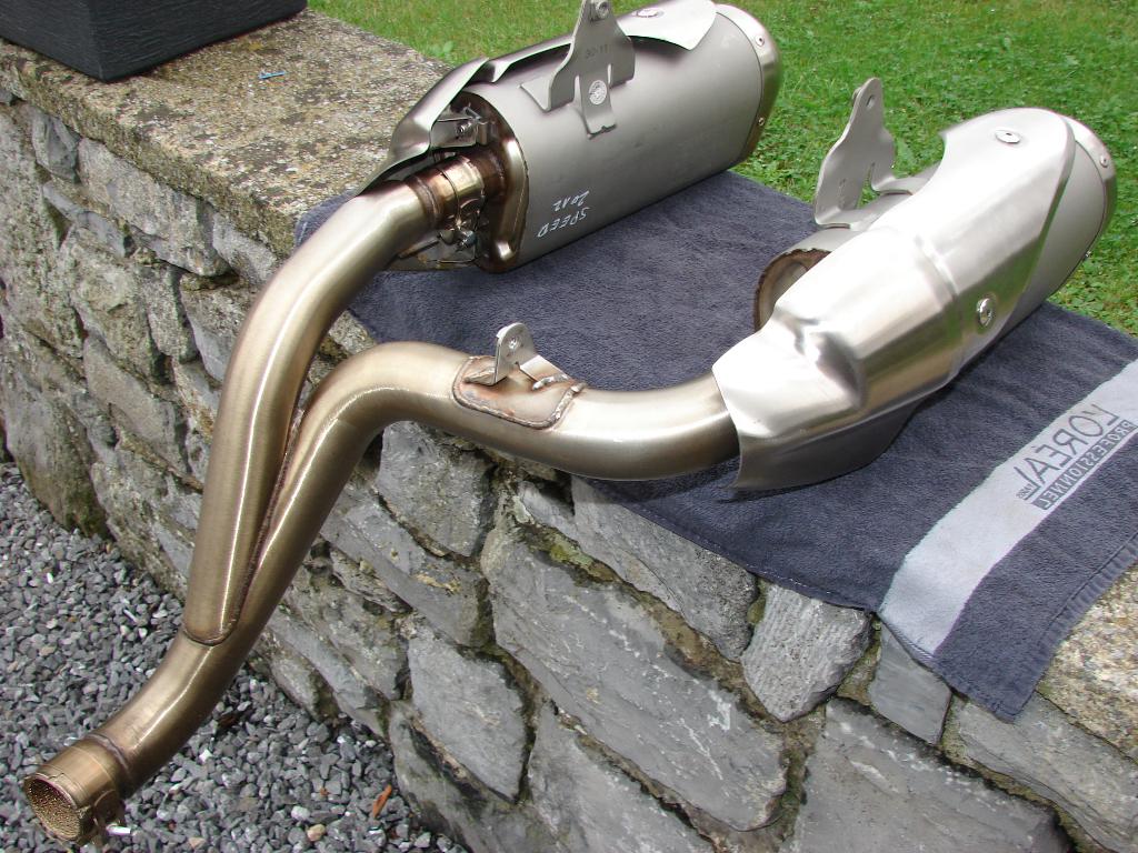 Triumph speed triple 1050 silencieux d' origine 2011-2014, Motoren, Accessoires | Overige, Ophalen, Zo goed als nieuw