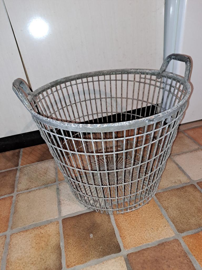 Metalen aardappelmand, Huis en Inrichting, Ophalen, Zo goed als nieuw