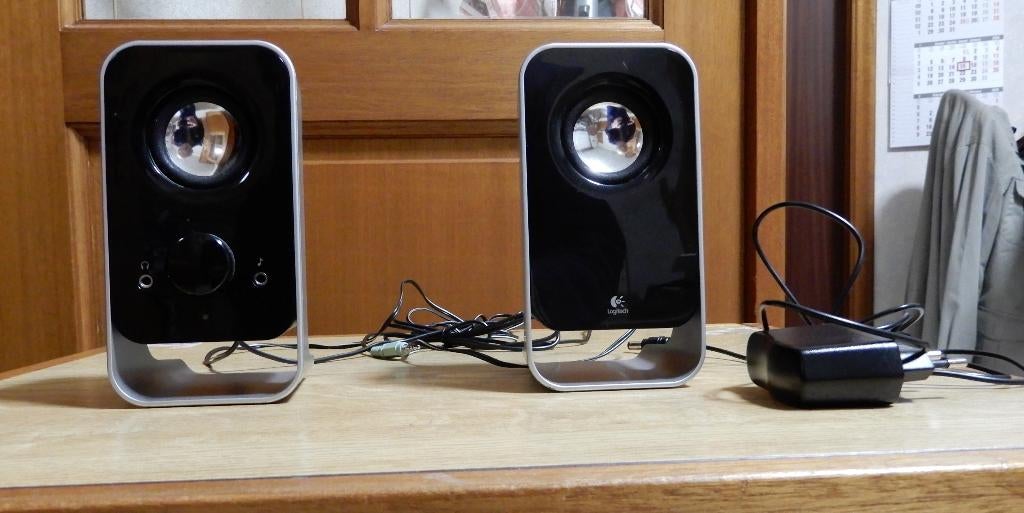 Logitech PC speakers, Computers en Software, Pc speakers, Ophalen, Zo goed als nieuw