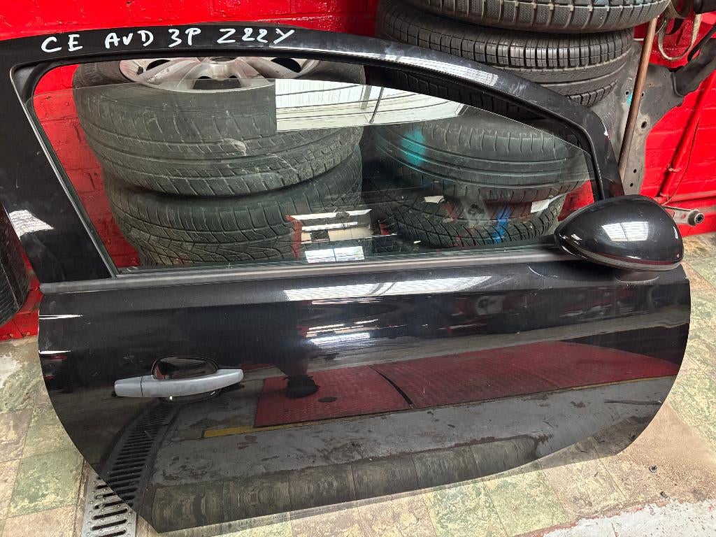 PORTIERE AVANT DROITE OPEL CORSA E, Autos : Pièces & Accessoires, Carrosserie & Tôlerie, Porte, Opel, Avant, Droite, Utilisé, Enlèvement