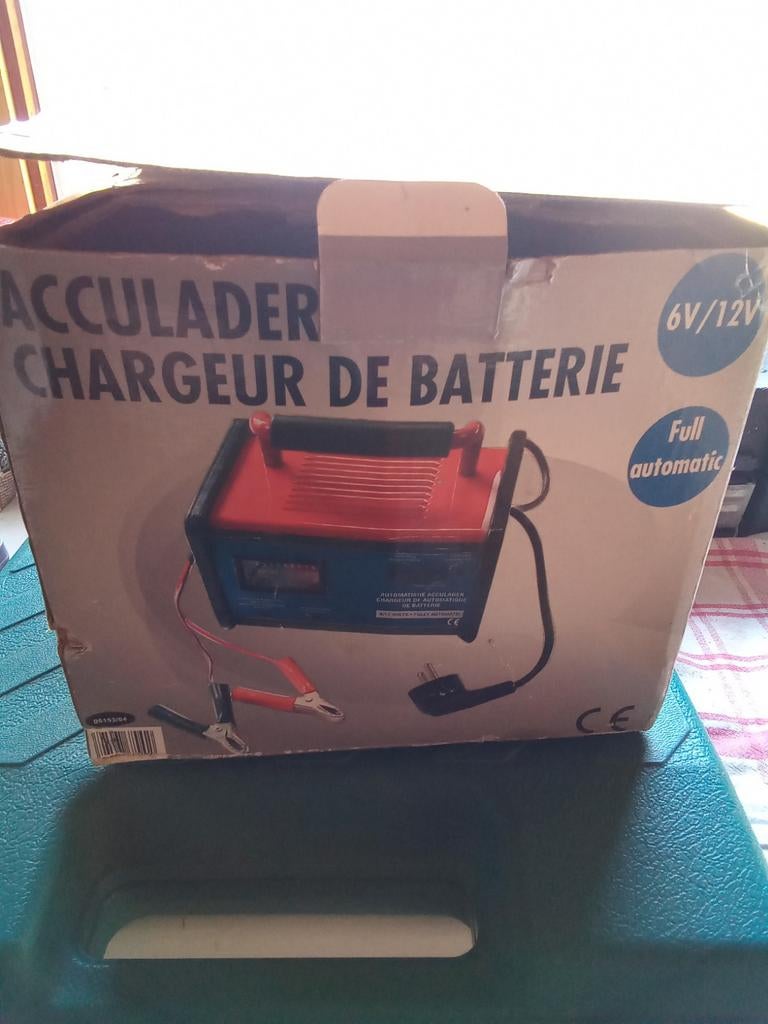 Batterijlader 6 en 12 volt nieuw, Ophalen