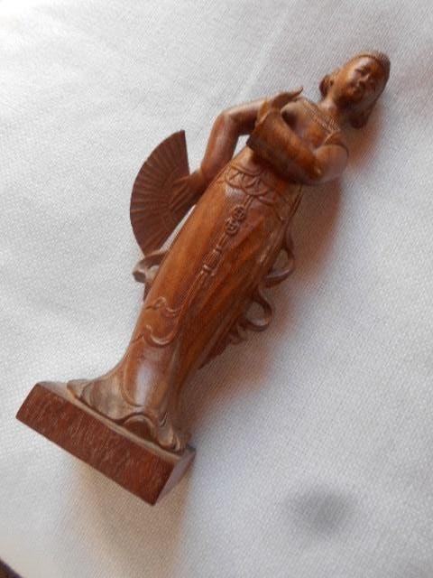 Statues chinoises en bois, danseuse et pecheur, intacte, Antiquités & Art, Statue, Bois, Enlèvement ou Envoi, Brun