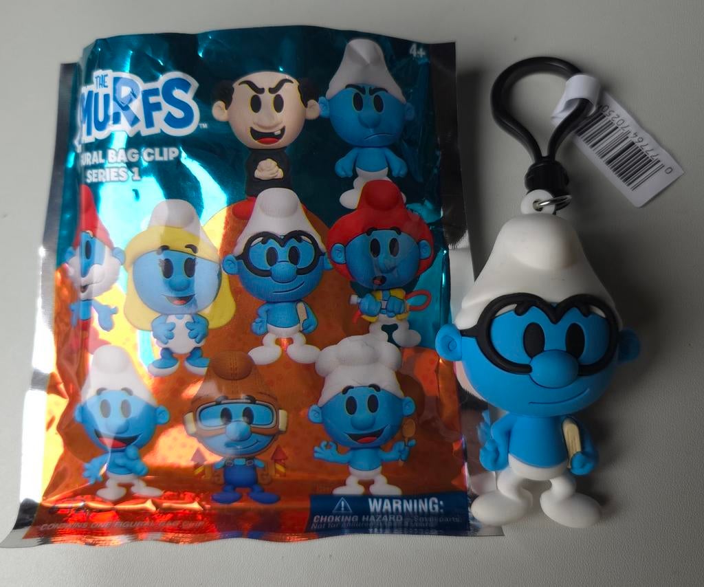 Porte-clé figurine Schtroumpf à Lunettes neuf, Collections, Schtroumpfs, Neuf, Poupée, Figurine ou Peluche, Schtroumpf à Lunettes