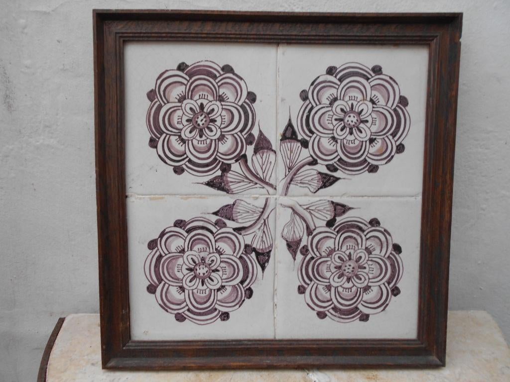 4 antieke HOLLANDSE FRIESE tegels  bloemen 18-19e eeuw, Ophalen of Verzenden