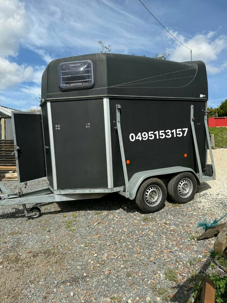 Van chevaux, Enlèvement