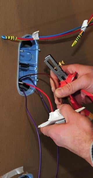 ELEKTRICIEN, Diensten en Vakmensen, 24-uursservice