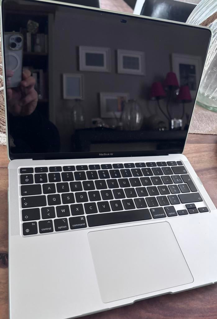 Macbook air m1 13 pouces 256gb 8gb dalle a reparer, 256 GB, Enlèvement ou Envoi, MacBook, Utilisé