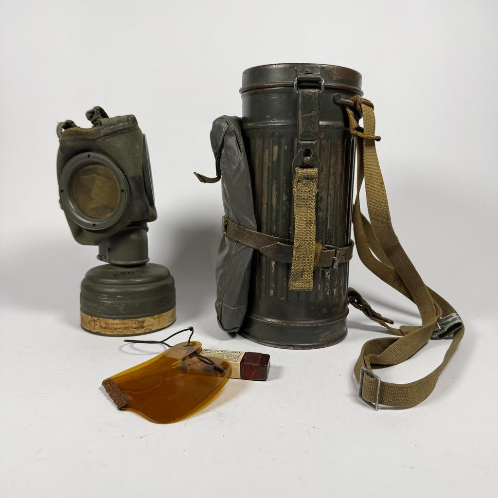 Duits gasmasker set wo2, Ophalen of Verzenden