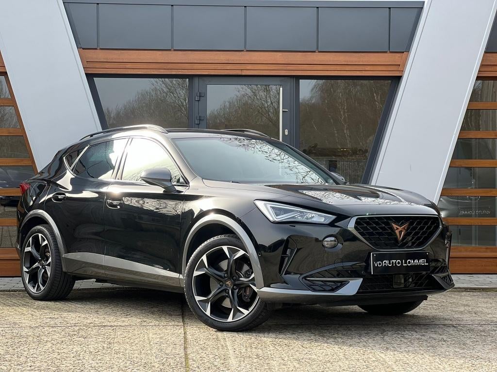 Cupra Formentor VZ E-Hybrid - PANO/ LED/ ADAPTIVE/ 36000KM, 4 deurs, 4 cilinders, Formentor, Zwart