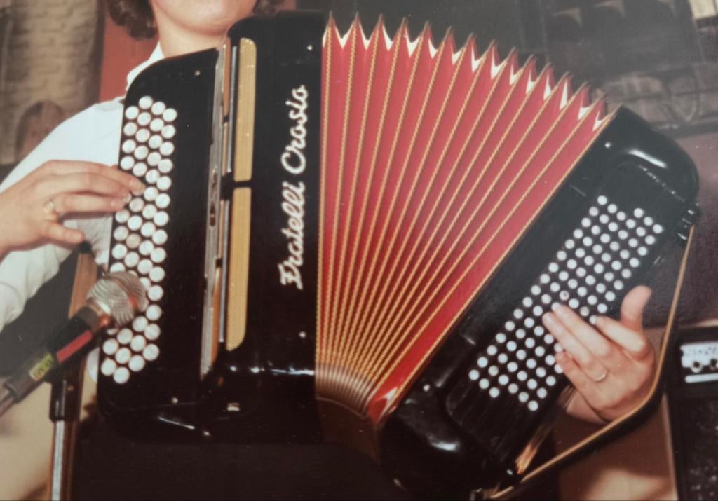 Accordeon Fratelli crosio, Muziek en Instrumenten, Accordeons, Ophalen