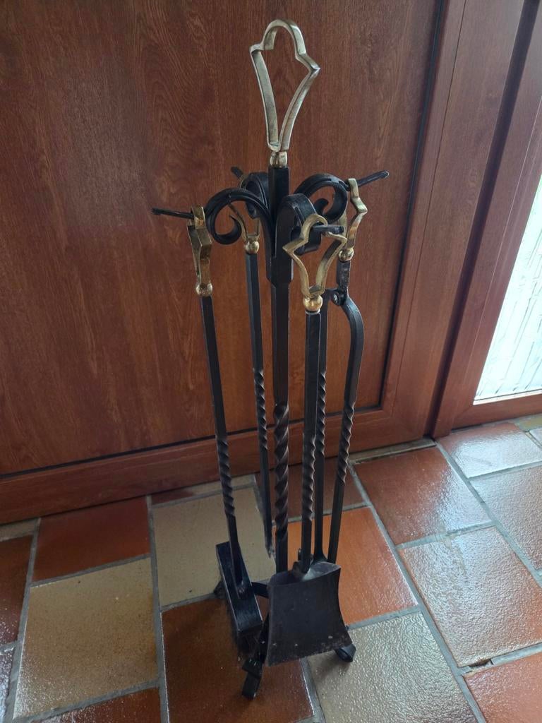 Smeedijzeren haardstel in goede staat., Huis en Inrichting, Haarden, Ophalen