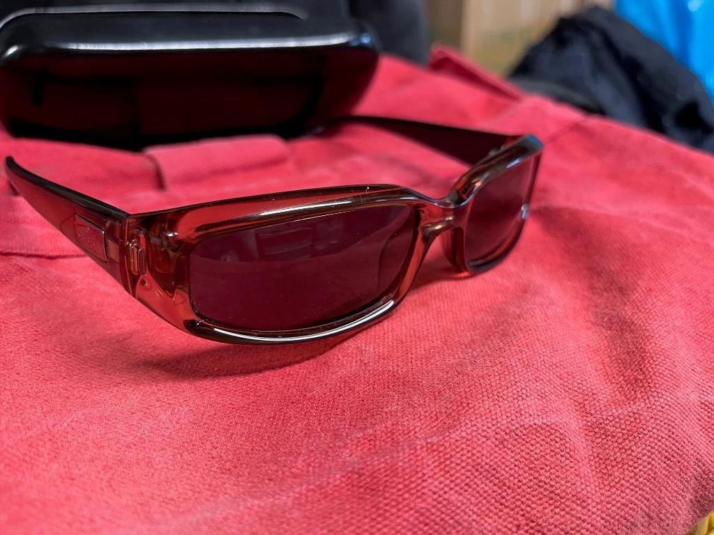 Lunettes de soleil GUCCI Femme, Autres marques, Comme neuf, Brun, Enlèvement