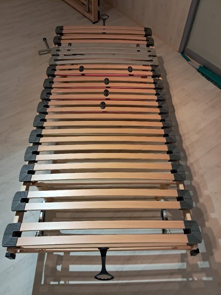 Lit avec sommier, 90 cm, Beige, Comme neuf, Enlèvement