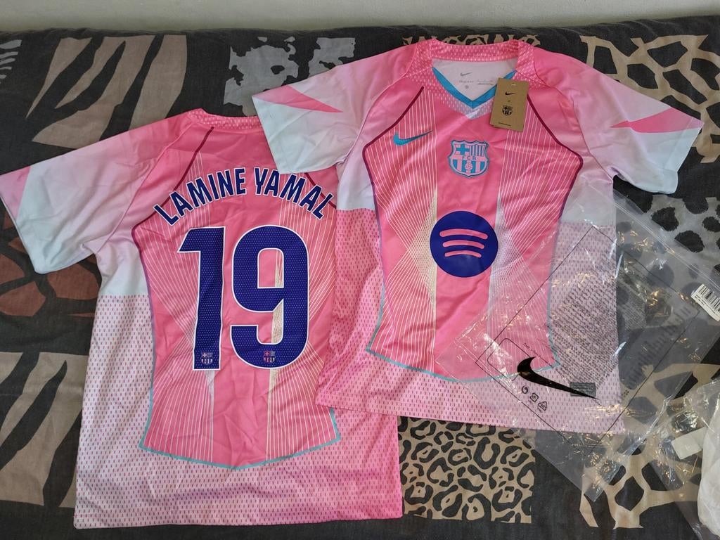 Maillots de Foot Barcelone 2026, Sports & Fitness, Football, Taille M, Enlèvement, Neuf, Maillot