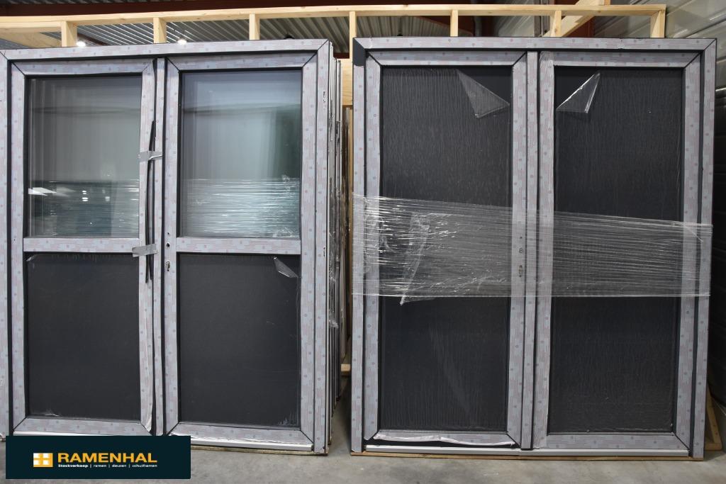 Dubbeldeuren, ramen, schuiframen, deuren 7016, 7039, 9005, Schuifdeur, Nieuw, Ophalen of Verzenden, Buitendeur