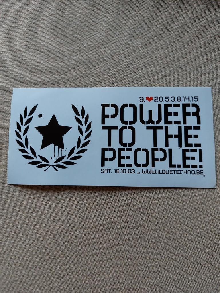 I LOVE TECHNO 2003, Collections, Envoi, Comme neuf