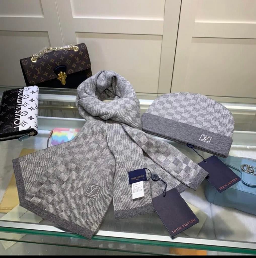 Louis Vuitton, Enlèvement ou Envoi, Neuf, Louis Vuitton, Écharpe