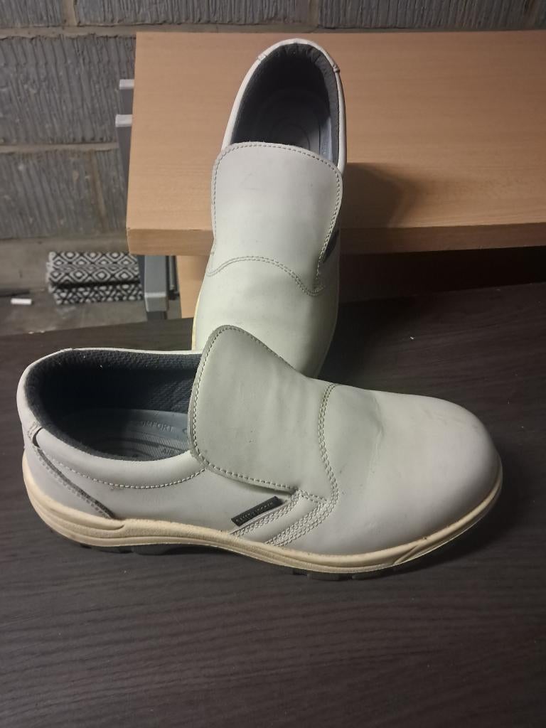 Chaussures de sécurité cuisine taille 43 44, Enlèvement, Neuf