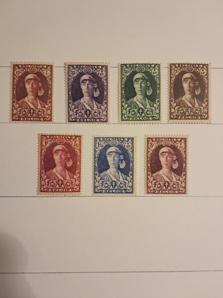 België 326/32 ** Koningin Elisabeth verpleegster, Koninklijk huis, Frankeerzegel, Ophalen of Verzenden, Zonder stempel