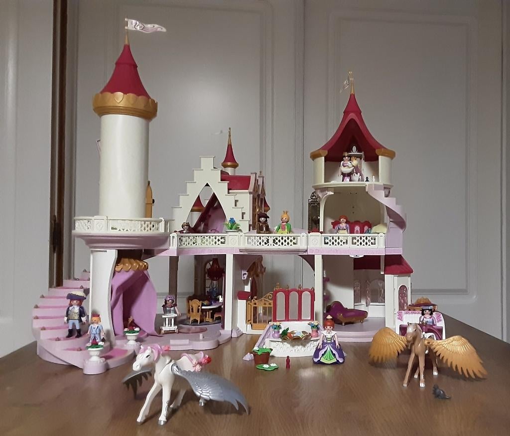 Grand château de princesse PlayMobil et 6 sets, Enfants & Bébés, Jouets | Playmobil, Comme neuf, Ensemble complet, Enlèvement ou Envoi