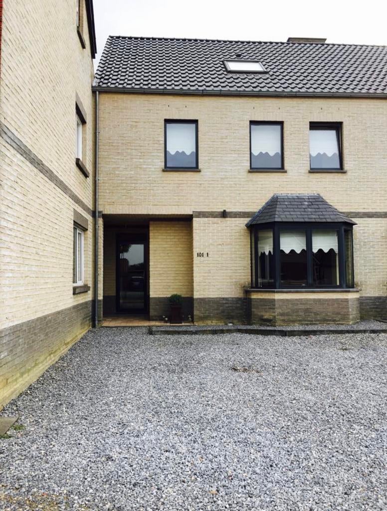 te huur Hechtel, Immo, Huizen te huur, 185 m², Direct bij eigenaar, 3 kamers, Tussenwoning