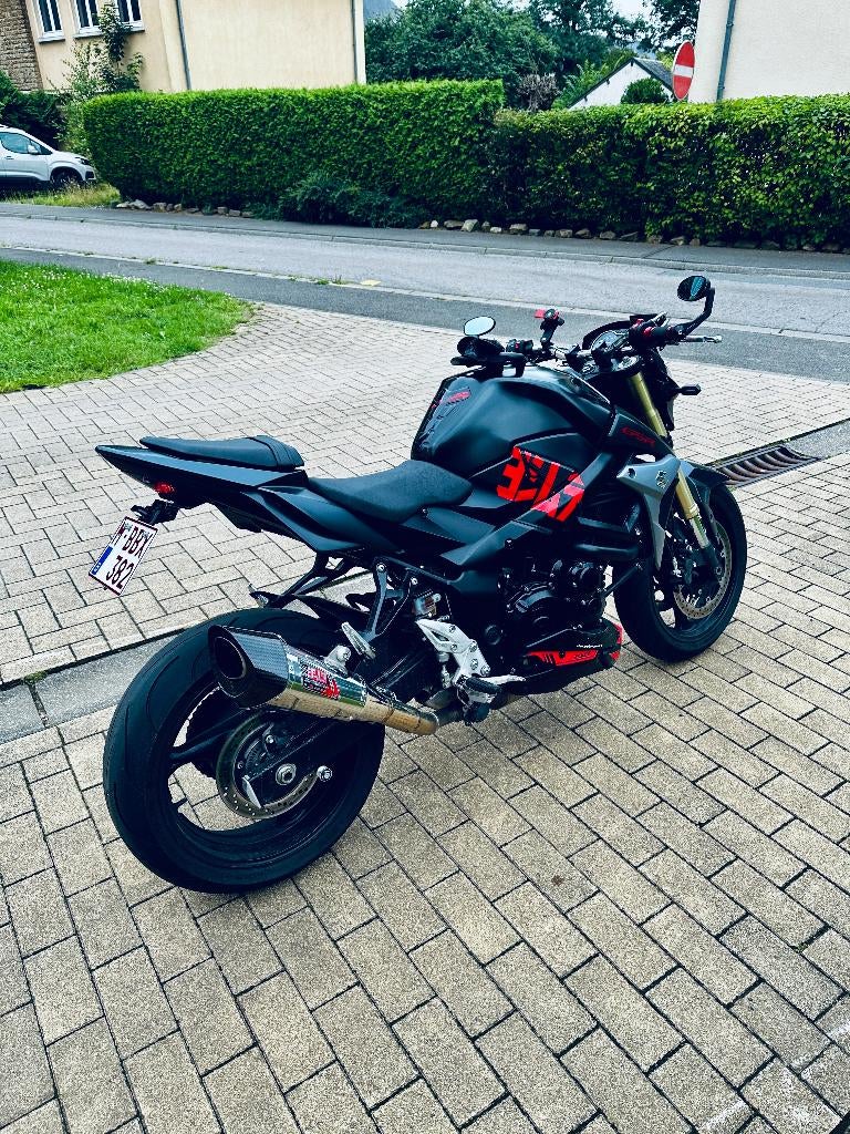 Suzuki GSR 750 (ABS), Motoren, 750 cc, 4 cilinders, Motorrijbewijs A, Particulier