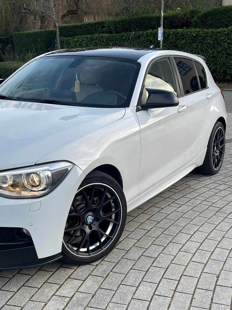 BMW 116i Pack M, Euro 5, Beige, Boîte manuelle, 5 portes