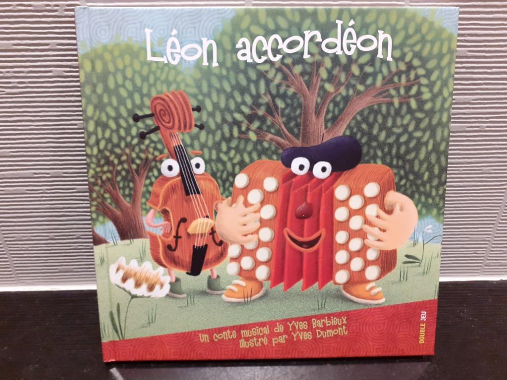 Livre-CD Léon accordéon, Boeken, Kinderboeken | Kleuters, Zo goed als nieuw, Ophalen of Verzenden