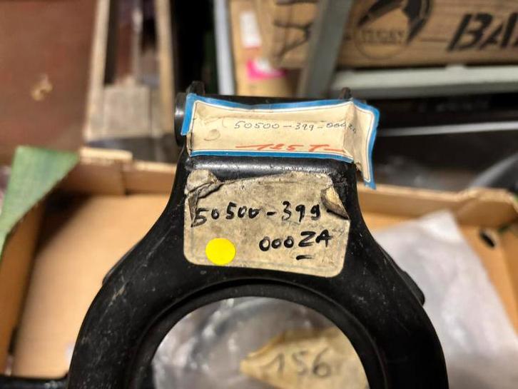 Middenbok Honda CB125 Twin, Motoren, Onderdelen | Honda, Ophalen of Verzenden, Nieuw