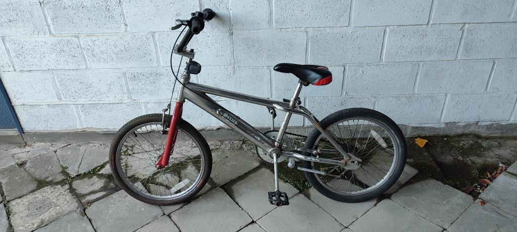 Vélo BMX, Enlèvement