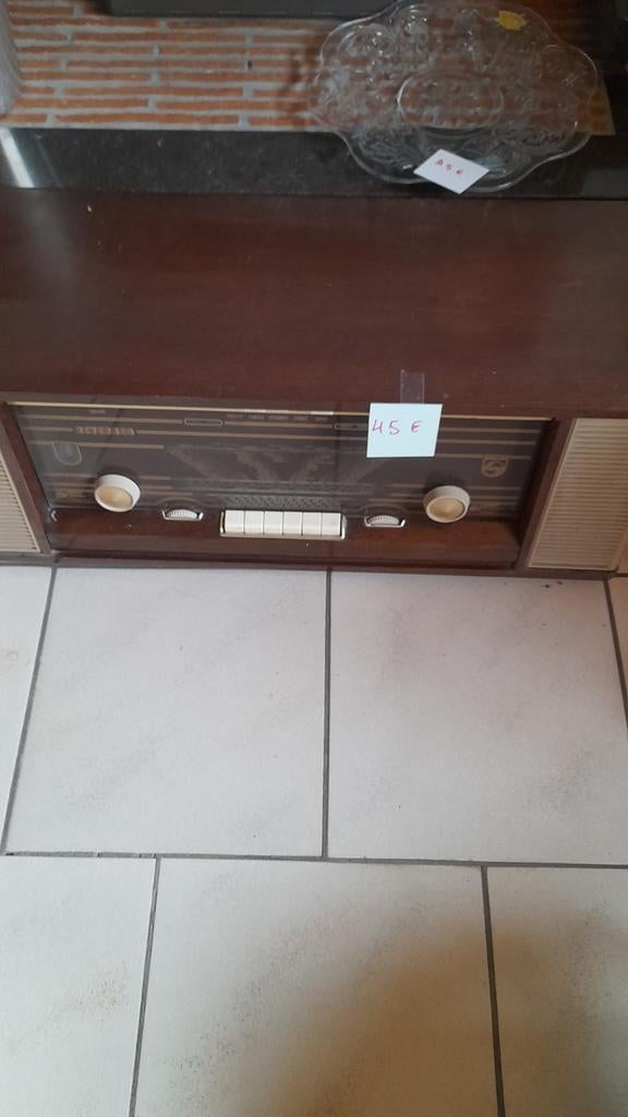 Vieille radio, Enlèvement ou Envoi